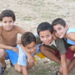 Kinder nach der Schule in Havanna