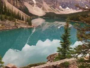 Die schöne Farbe des Moraine Lakes