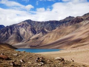 Der Chandratal See im Lahaul Tal